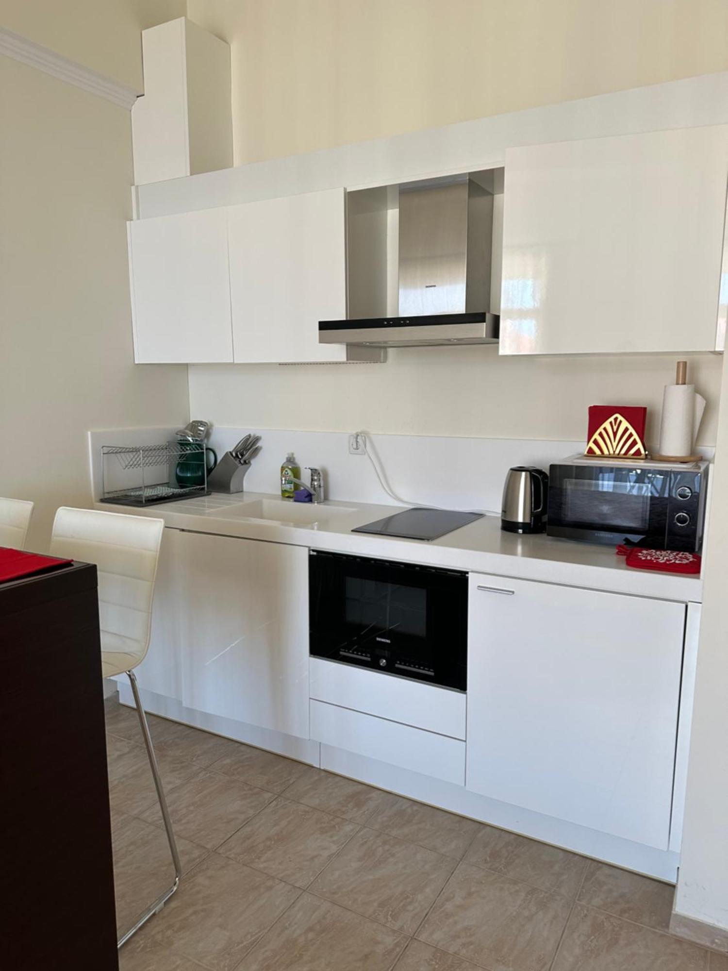 אלניטה Andalusia Apartments מראה חיצוני תמונה