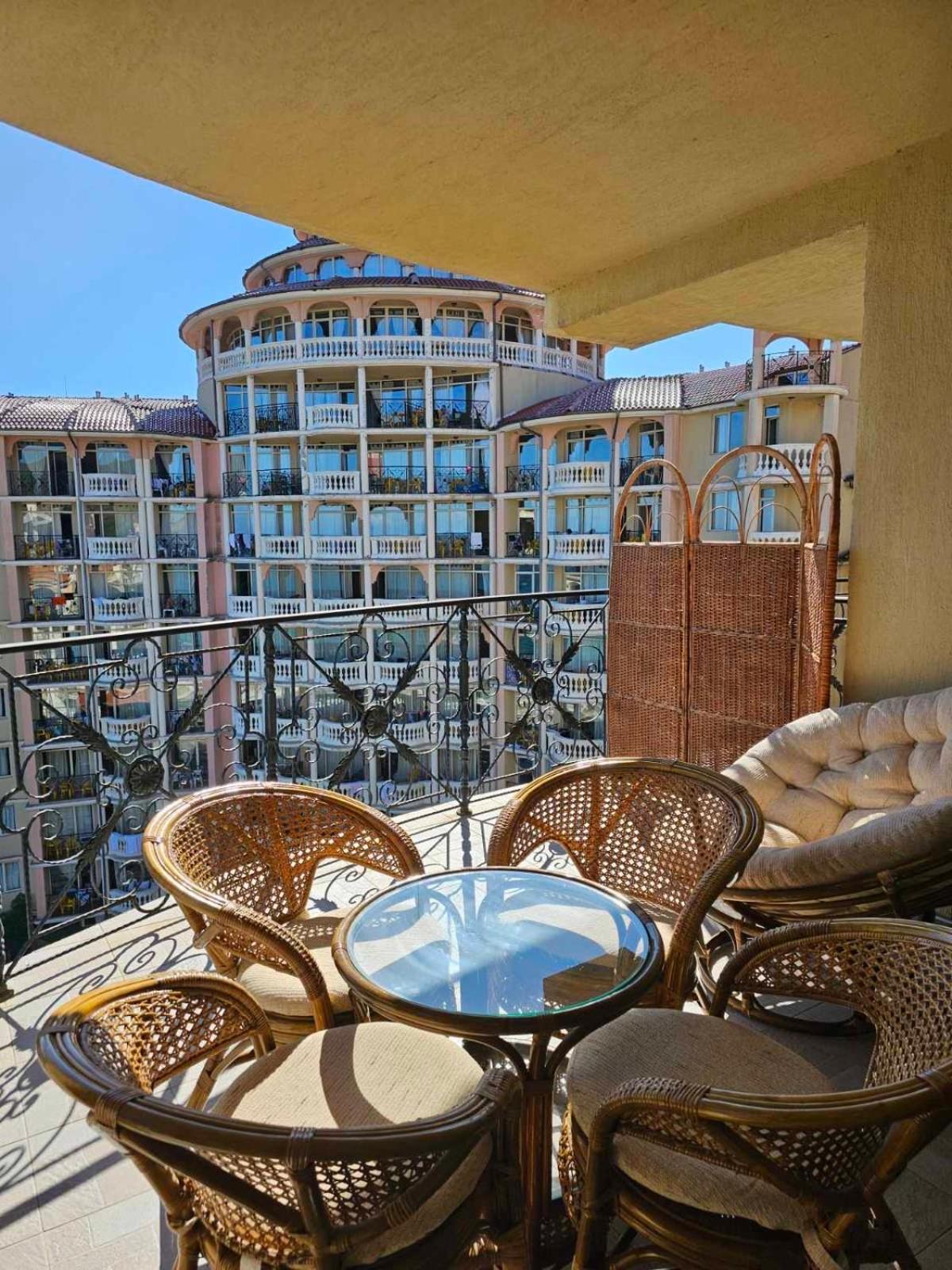 אלניטה Andalusia Apartments מראה חיצוני תמונה