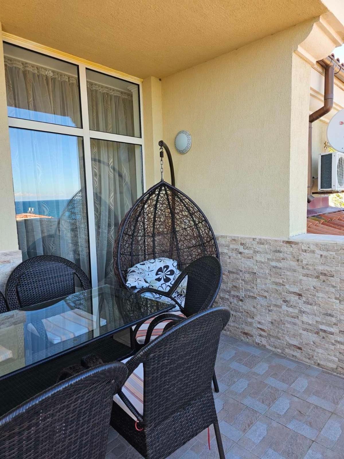 אלניטה Andalusia Apartments מראה חיצוני תמונה