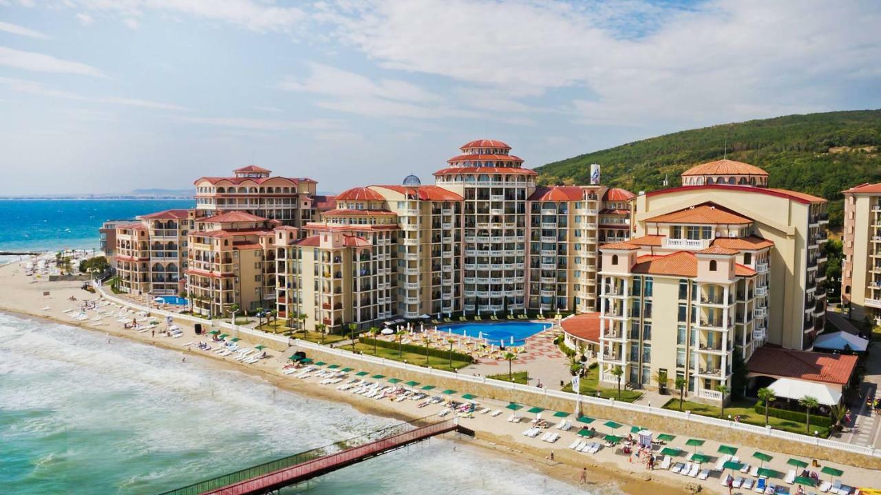 אלניטה Andalusia Apartments מראה חיצוני תמונה