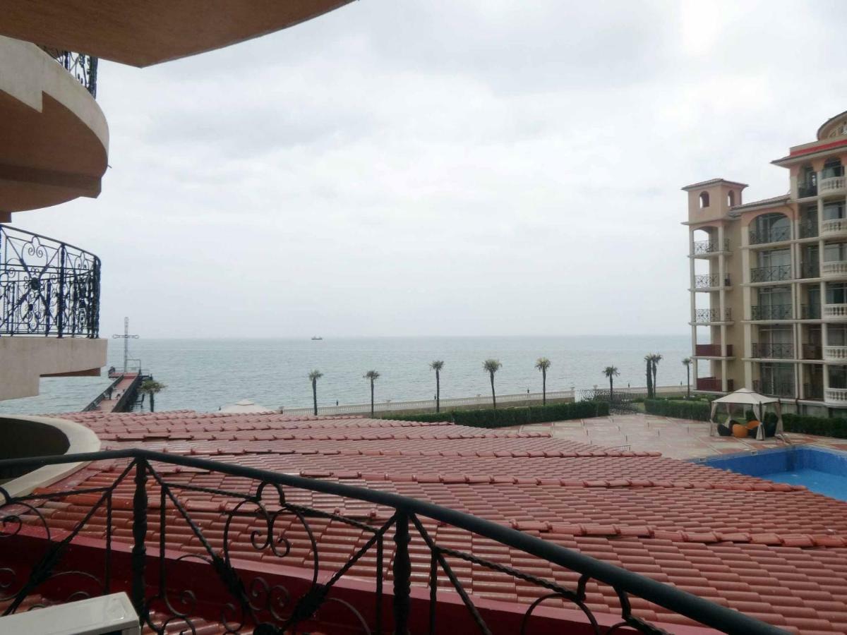 אלניטה Andalusia Apartments מראה חיצוני תמונה