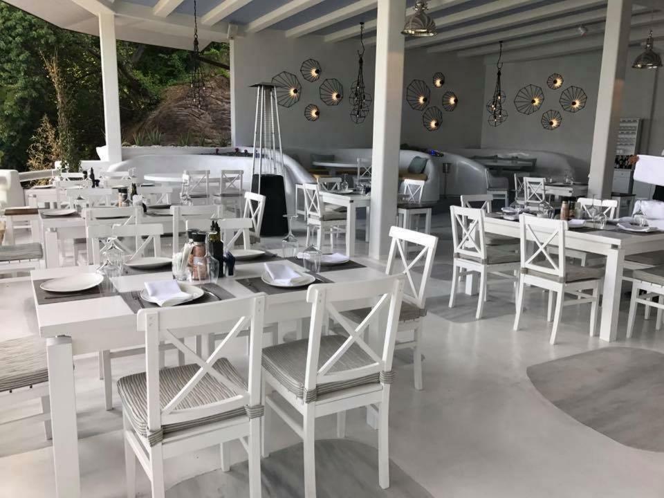 אלניטה Andalusia Apartments מראה חיצוני תמונה